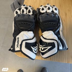 feedItemObj.data.row_1