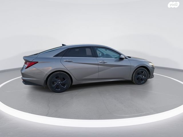 יונדאי אלנטרה