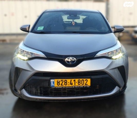 מודעת רכב טויוטה C-HR