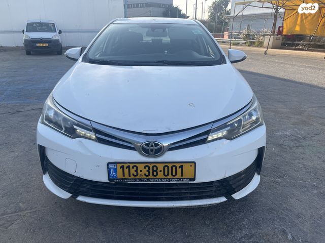 מודעת רכב טויוטה קורולה