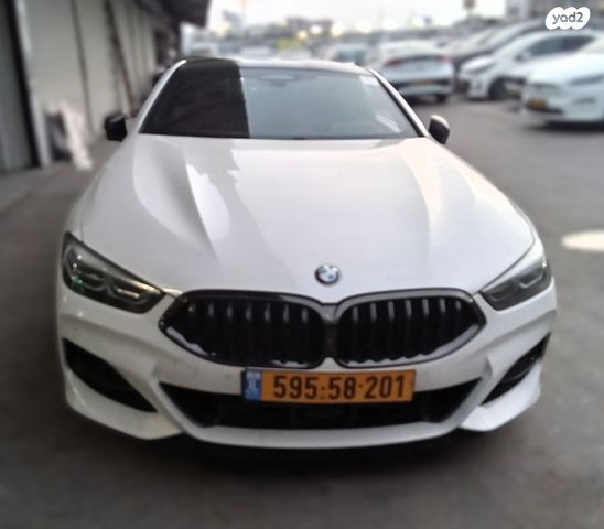 מודעת רכב ב מ וו סדרה 8