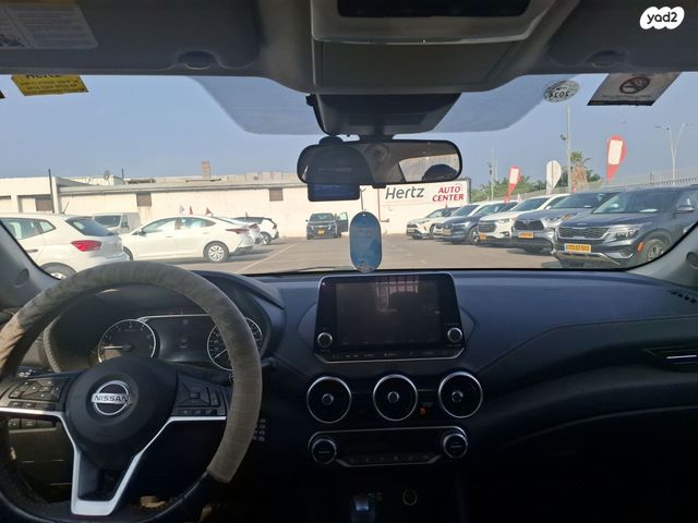 ניסאן סנטרה