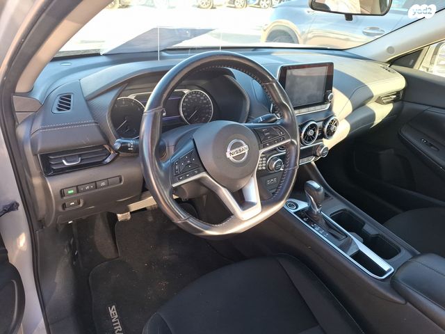 ניסאן סנטרה