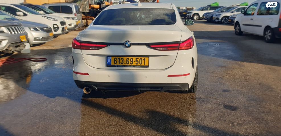 מודעת רכב ב מ וו סדרה 2 2