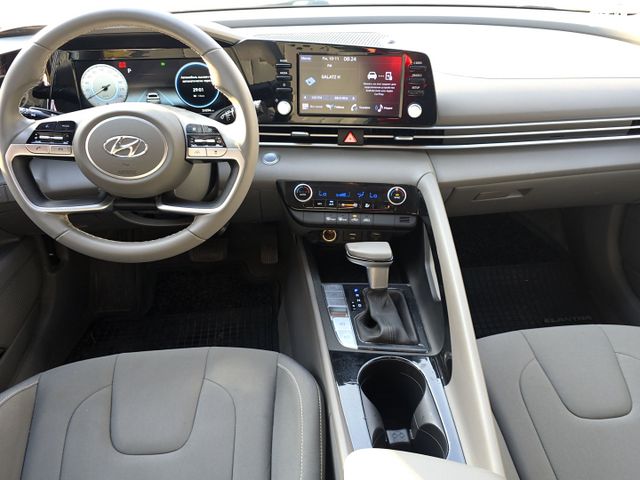 יונדאי אלנטרה