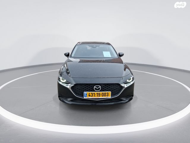מאזדה 3