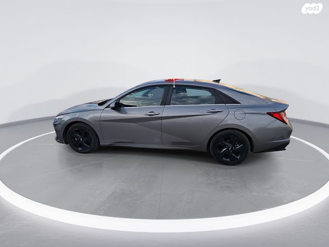 יונדאי אלנטרה