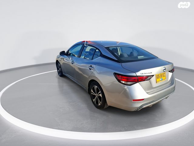 ניסאן סנטרה