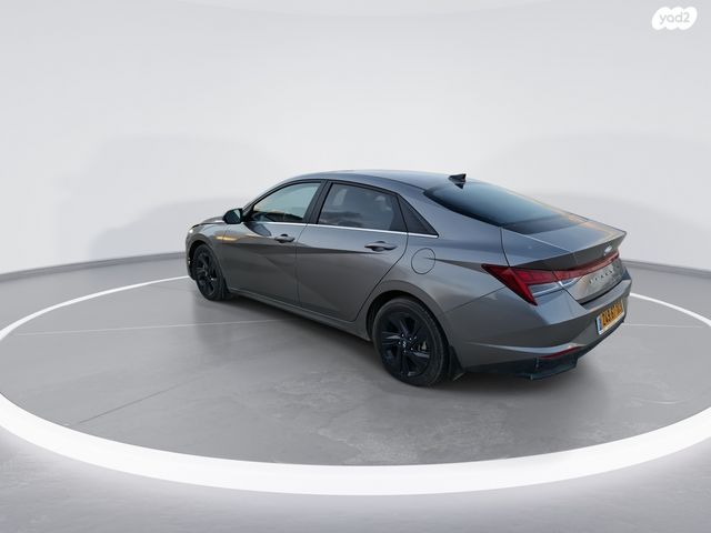 יונדאי אלנטרה