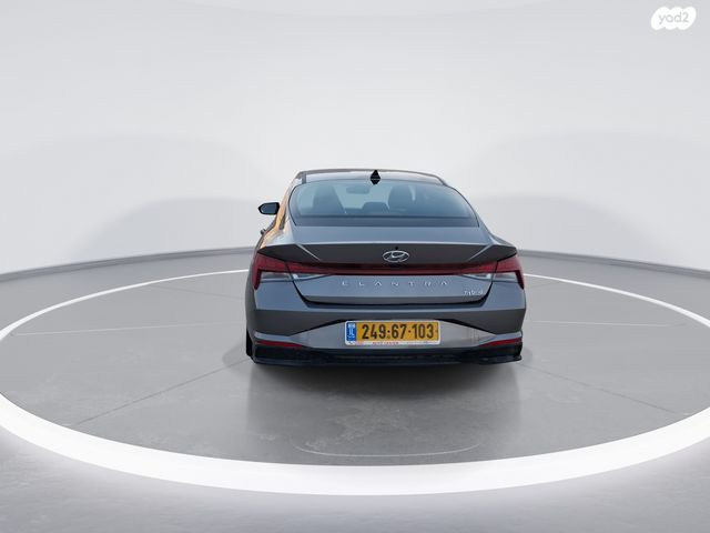 יונדאי אלנטרה