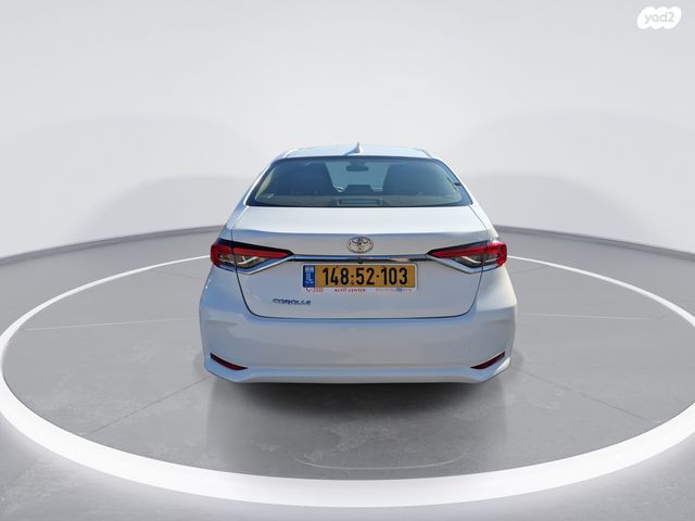 טויוטה קורולה