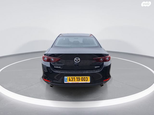 מאזדה 3