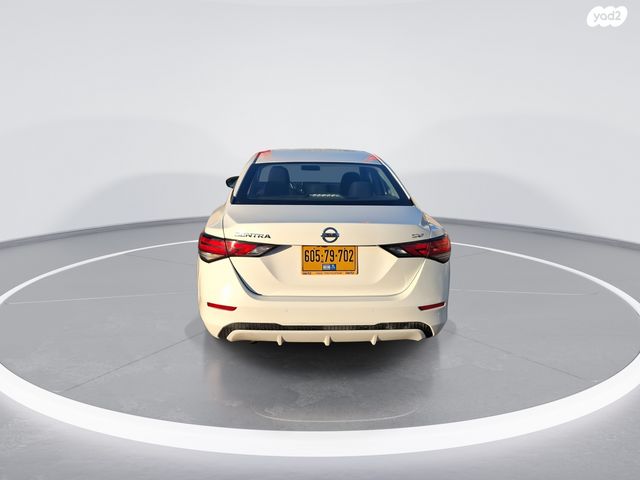 ניסאן סנטרה