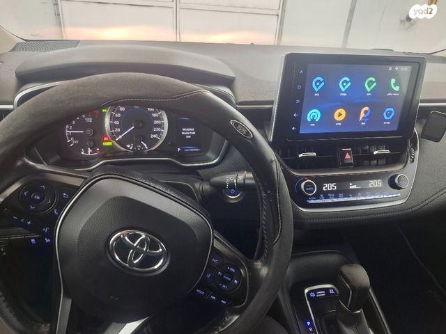 טויוטה קורולה