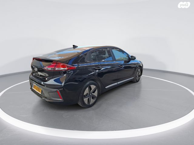 יונדאי איוניק