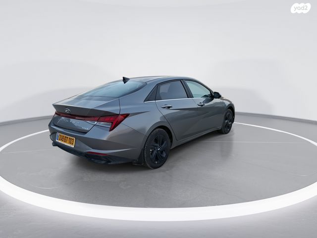 יונדאי אלנטרה