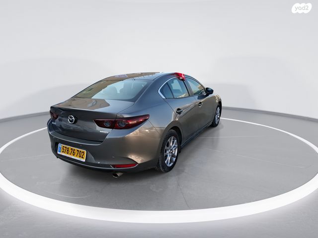 מאזדה 3