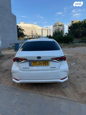 מודעת רכב טויוטה קורולה