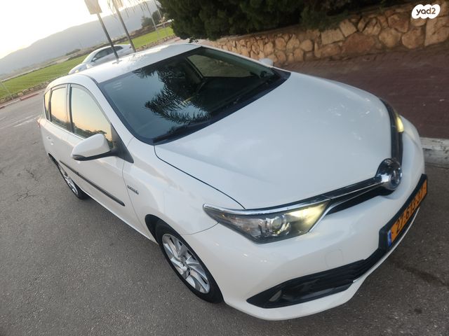 טויוטה אוריס