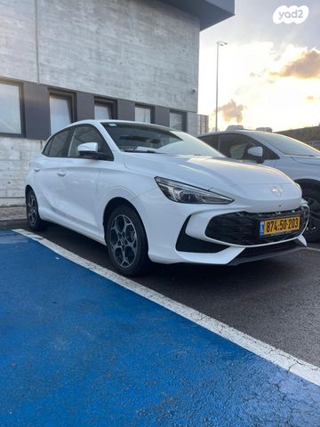 מודעת רכב אם ג'י MG3