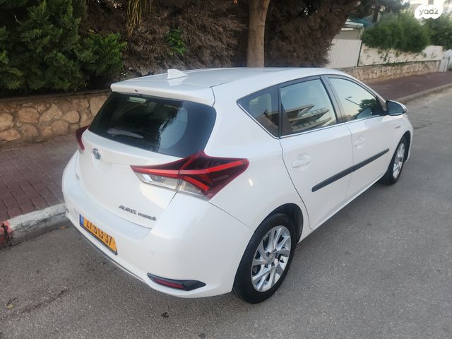 טויוטה אוריס