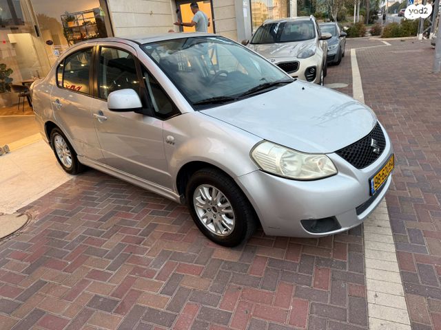 סוזוקי SX4
