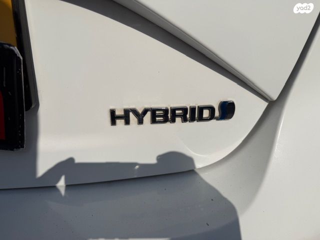 טויוטה יאריס