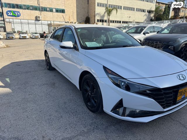 יונדאי אלנטרה