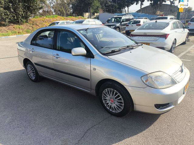 טויוטה קורולה