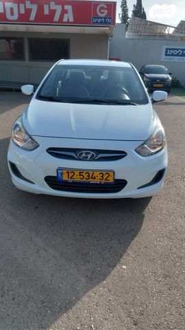 יונדאי אקסנט i25