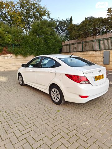 יונדאי אקסנט i25