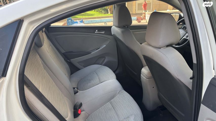 יונדאי אקסנט i25