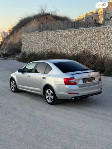 סקודה אוקטביה 