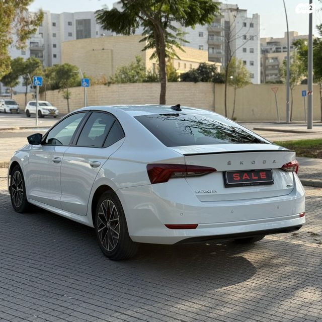 סקודה אוקטביה