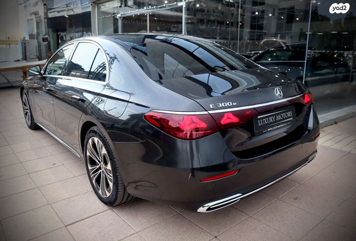 מרצדס-בנץ E-class