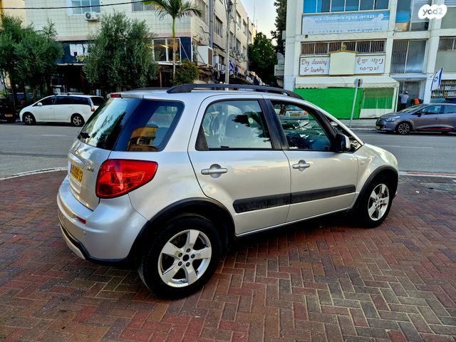סוזוקי SX4
