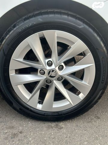 סקודה אוקטביה 