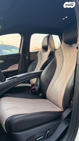 בי.ווי.די דולפין