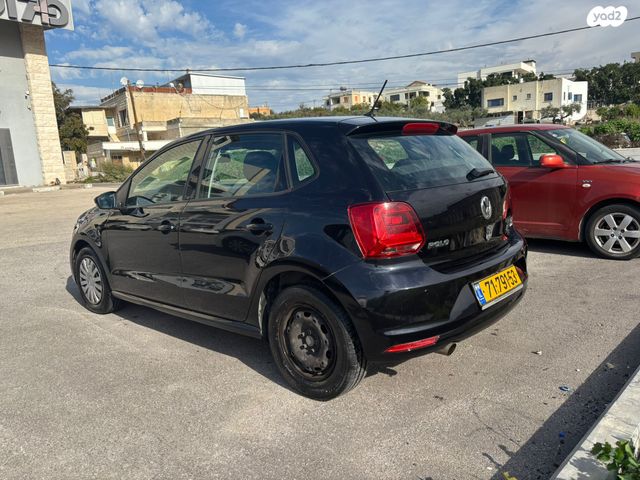 פולקסווגן פולו 