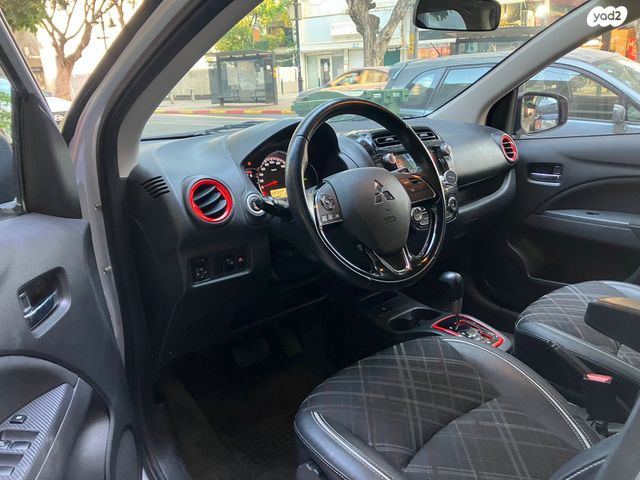 מיצובישי ספייס סטאר