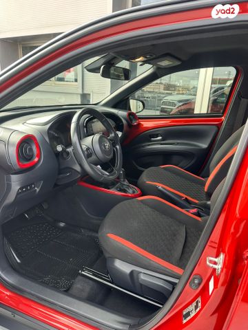 מודעת רכב טויוטה אייגו X 2