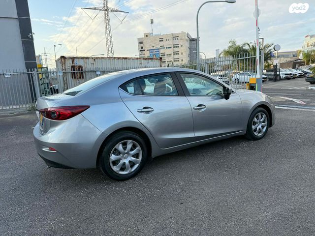 מודעת רכב מאזדה 3 2