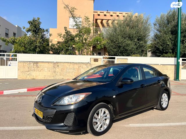 מודעת רכב מאזדה 3