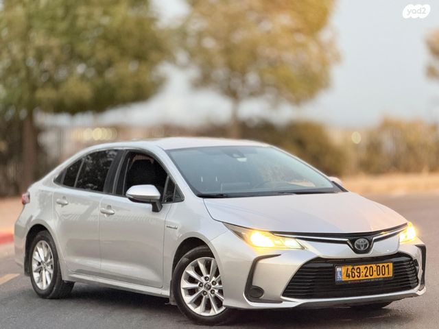 מודעת רכב טויוטה קורולה