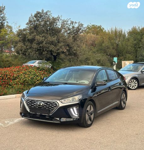 יונדאי איוניק