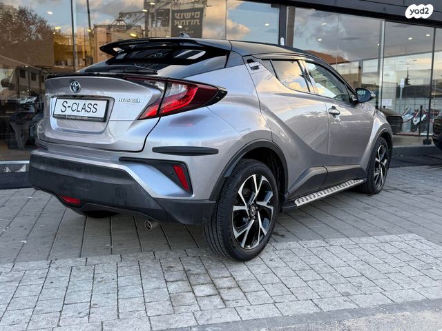 טויוטה C-HR