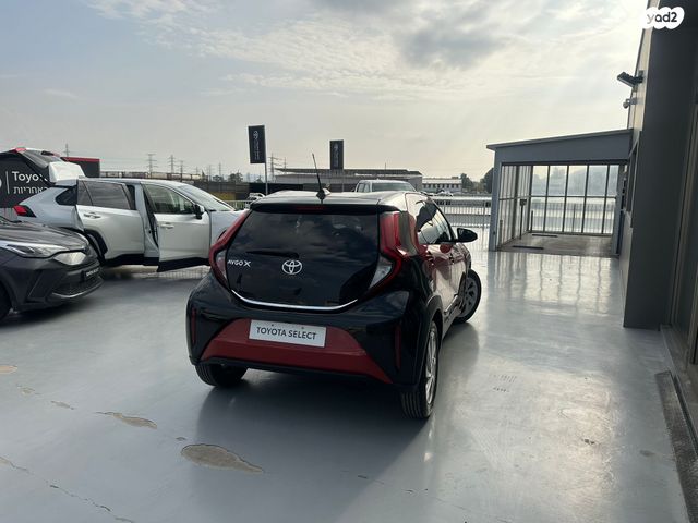 מודעת רכב טויוטה אייגו X 1