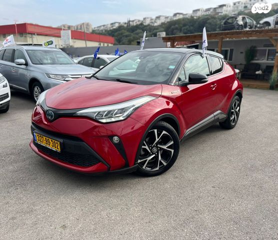 מודעת רכב טויוטה C-HR