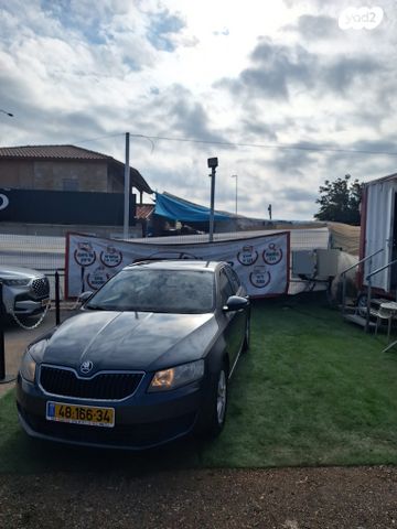 סקודה אוקטביה 