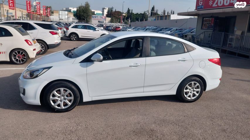 יונדאי אקסנט i25